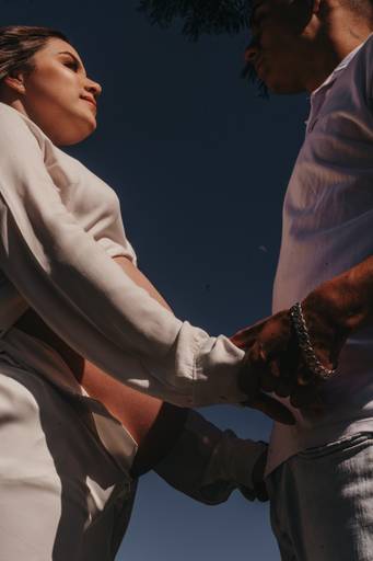 ensaio gestante moderno na natureza