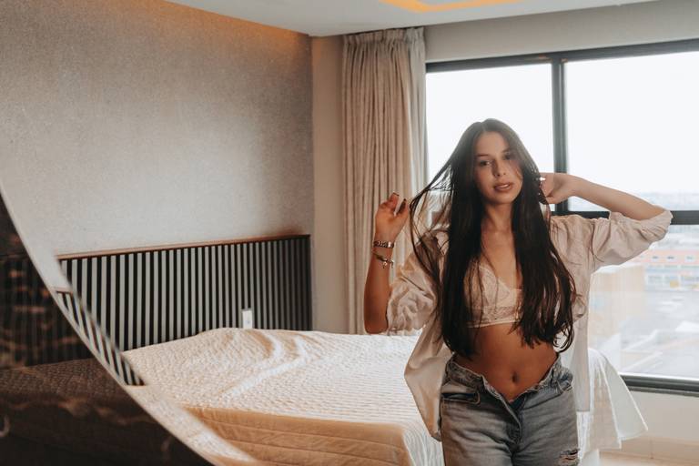 foto feminina casual