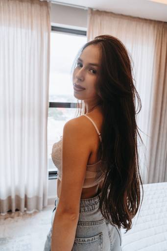 foto feminina casual