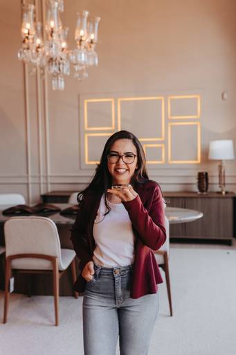 Ensaio de marca pessoal maquiadora