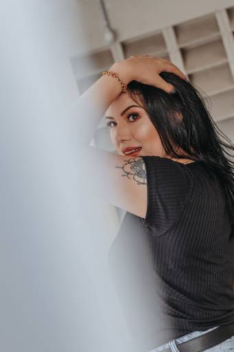 foto estacionamento feminino urbano