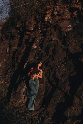 ensaio feminino natureza com flores