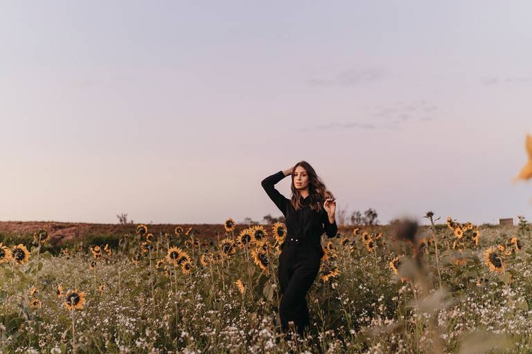 Ensaio feminino no girassol 