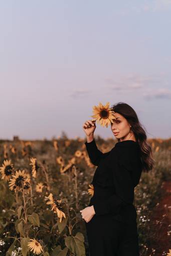 Ensaio feminino no girassol 