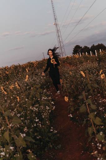 Ensaio feminino no girassol 