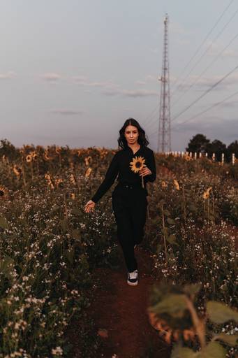 Ensaio feminino no girassol 