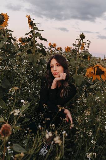 Ensaio feminino no girassol 