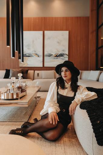 ensaio feminino moderno interno