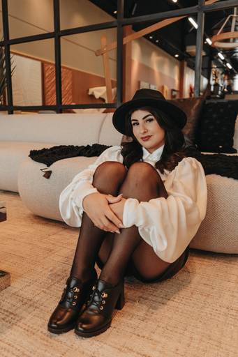 ensaio feminino moderno interno