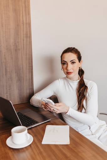 Foto psicologa escritório