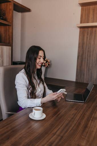 Foto psicologa escritório