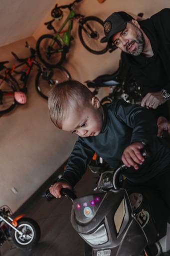 Pai e filho - mecanica - ensaio de dia dos pais