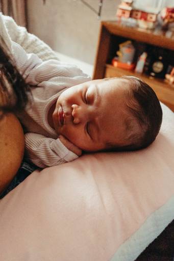 Newborn lifestyle em casa 