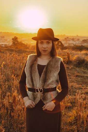 Ensaio feminino em um dia frio