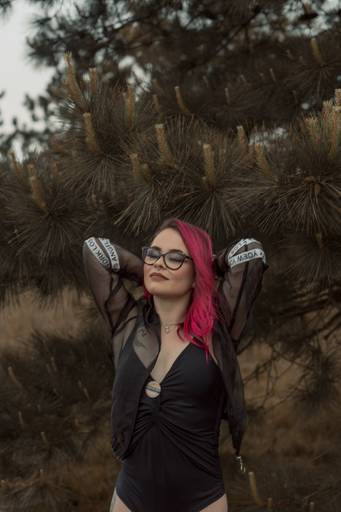 Ensaio feminino sensual com look preto