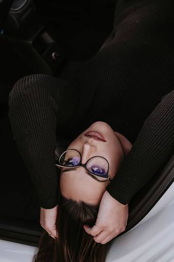 ensaio feminino com carro