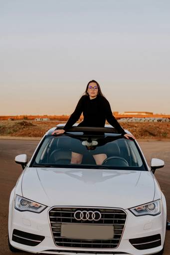 ensaio feminino com carro