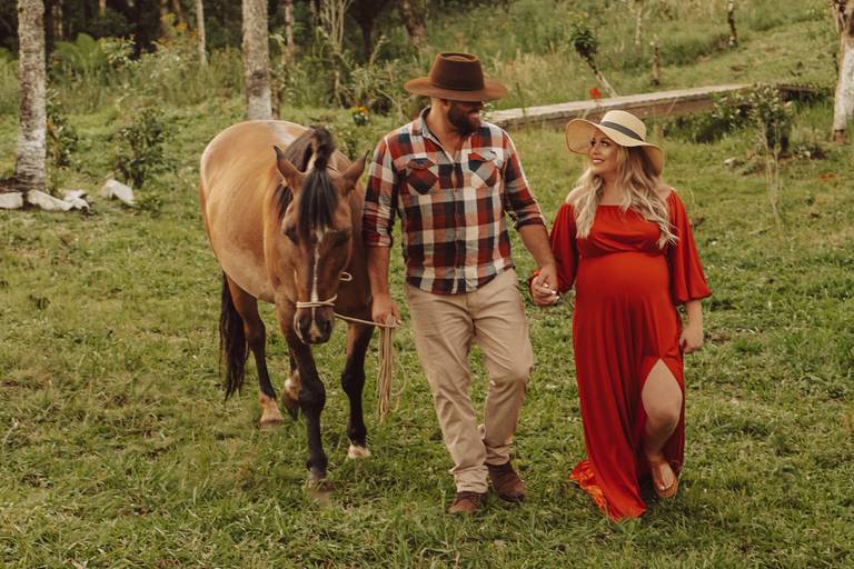 gestante com cavalo