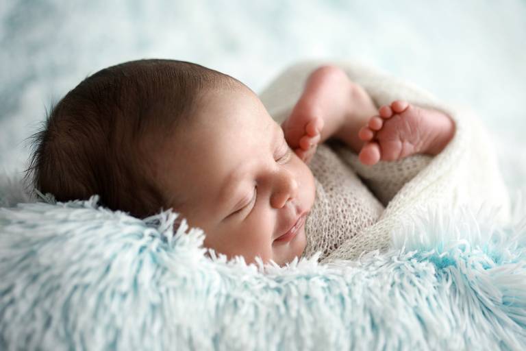 melhor fotografa de recém nascido Portugal, melhor fotografa de recém nascido, newborn, fotografa Portugal, melhor fotografa infantil