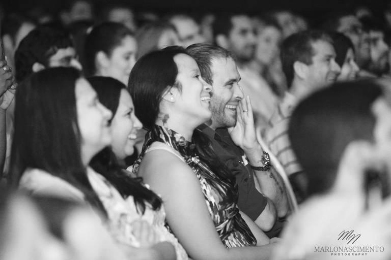 Stand Up Comedy - Show de Humor - Rodrigo Santana - Quenzas Hall - Macaé / Rio de Janeiro