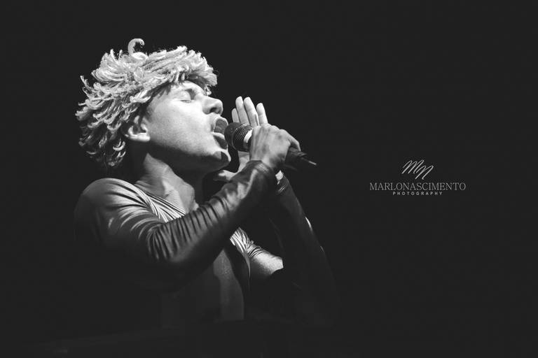 Stand Up Comedy - Show de Humor - Rodrigo Santana - Quenzas Hall - Macaé / Rio de Janeiro