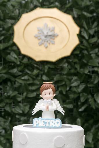 Fotos da cerimônia e festa de batismo do pequeno Pietro, na paróquia Santo Antônio, no bairro de Santo Amaro em São Paulo.