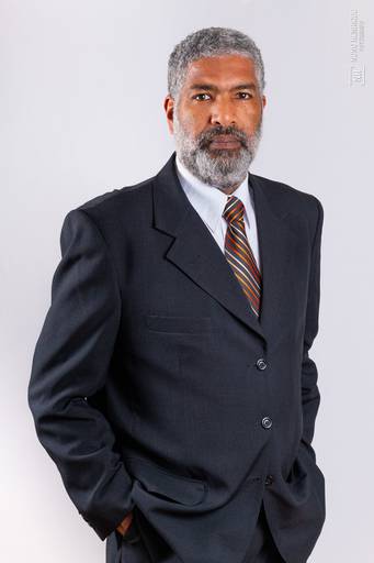 Retrato corporativo do contador Luis Carlos Amaral