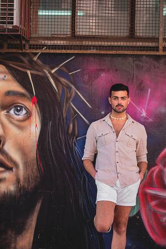 Ensaio Masculino urbano porto alegre parede grafitada