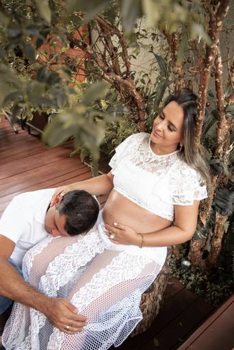 Ensaio gestante estúdio esperando Laura