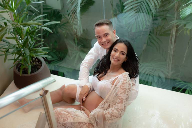 Ensaio gestante estúdio esperando Miguel