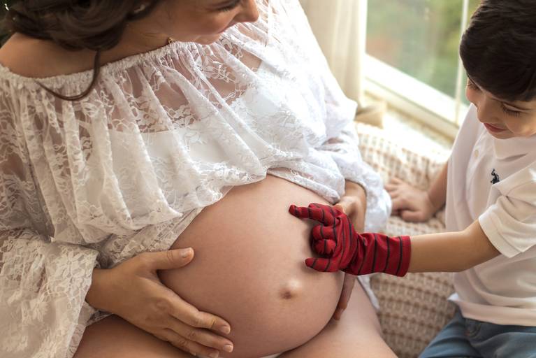 ensaio gestante estúdio