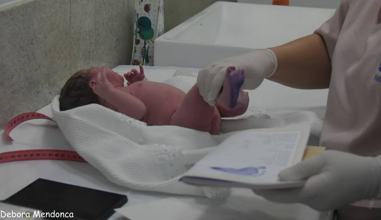 Foto parto chegada Alice