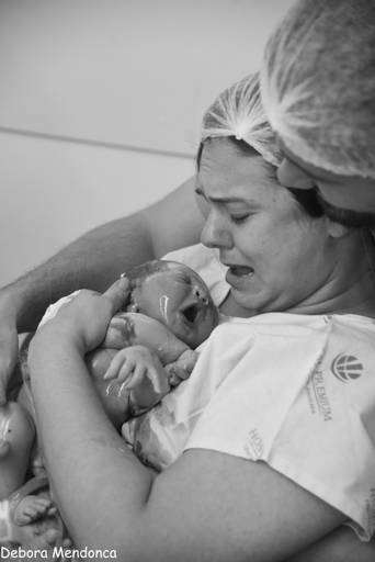 Foto de parto chegada do Enzo