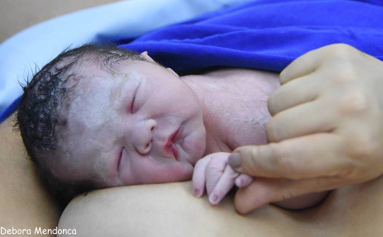 Foto de parto chegada do Enzo
