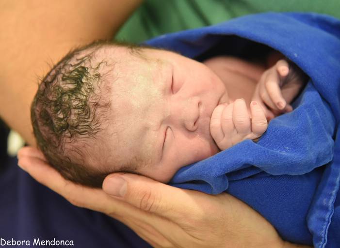 Foto de parto chegada do Enzo