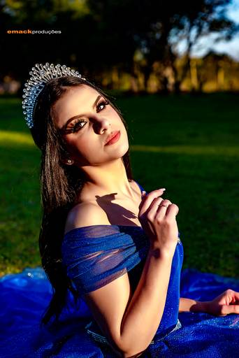 book-15 anos-fotografo-profissional-ensaio fotografico-vestido de 15 anos-castelo-praia-cavalo-gramado-torres-bento goncalves-book urbano-porto alegre