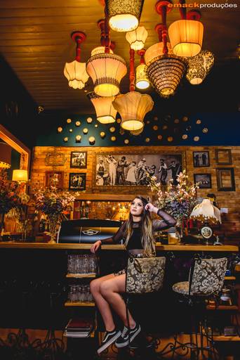 book-15 anos-fotografo-profissional-ensaio fotografico-vestido de 15 anos-castelo-praia-cavalo-gramado-torres-bento goncalves-book urbano-porto alegre