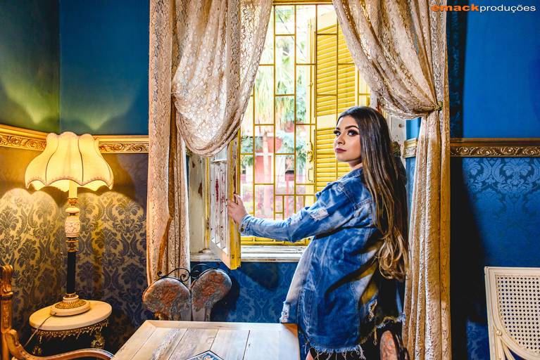 book-15 anos-fotografo-profissional-ensaio fotografico-vestido de 15 anos-castelo-praia-cavalo-gramado-torres-bento goncalves-book urbano-porto alegre