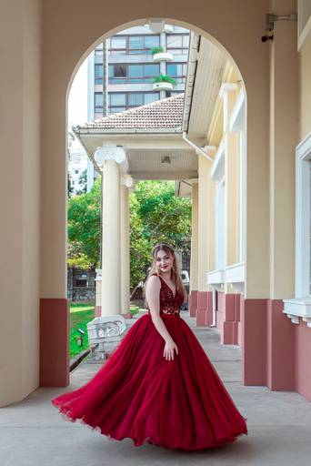 book-15 anos-fotografo-profissional-ensaio fotografico-vestido de 15 anos-castelo-praia-cavalo-gramado-torres-bento goncalves-book urbano-porto alegre