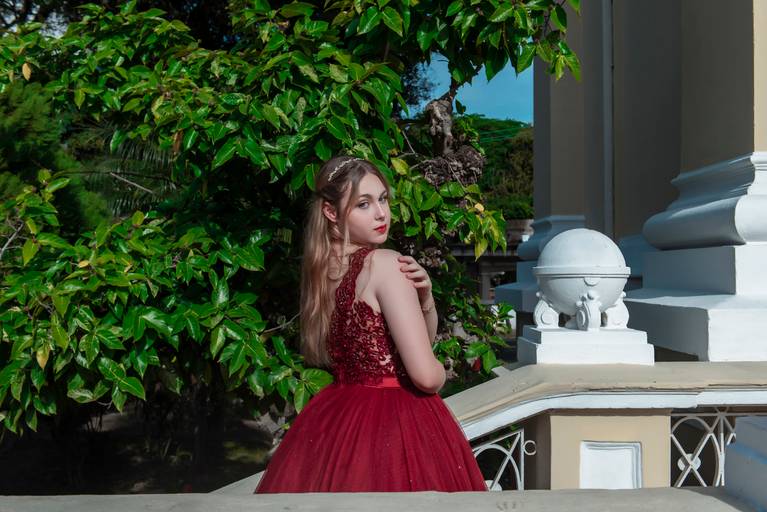 book-15 anos-fotografo-profissional-ensaio fotografico-vestido de 15 anos-castelo-praia-cavalo-gramado-torres-bento goncalves-book urbano-porto alegre