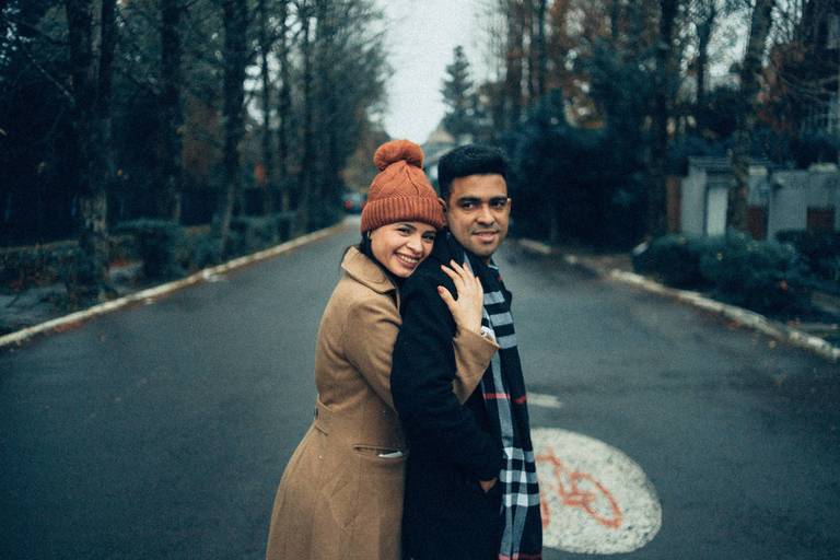 rua de gramado casal romantico frio fondue chateau dos platanos promocao jantar restaurante