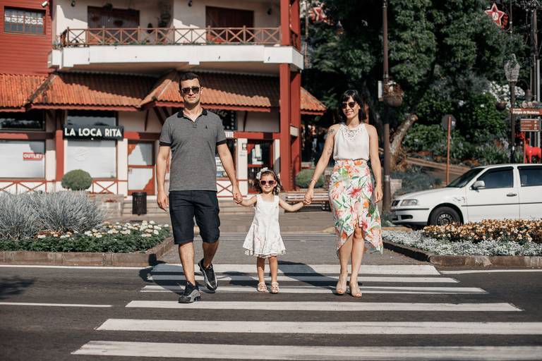 fotografo barato gramado pacote prime gourmet fotos rua torta ensaio fotos  familia criança infantil gramadobook 