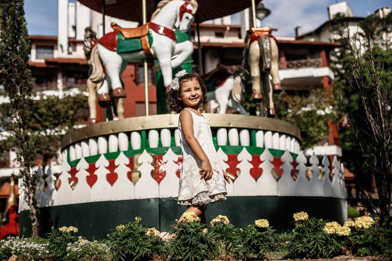 fotografo barato gramado pacote prime gourmet fotos rua torta ensaio fotos  familia criança infantil gramadobook natal