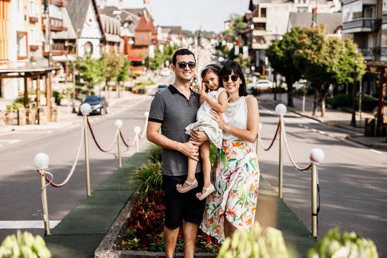 fotografo barato gramado pacote prime gourmet fotos rua torta ensaio fotos  familia criança infantil gramadobook ruas borges medeiros