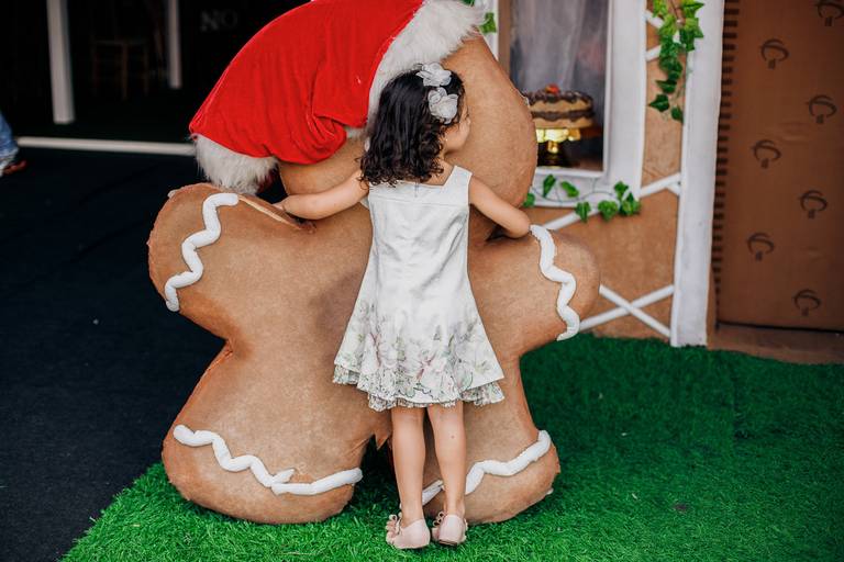 casal fotografo barato gramado pacote prime gourmet fotos rua torta ensaio fotos  familia criança infantil gramadobook praça major nicoletti