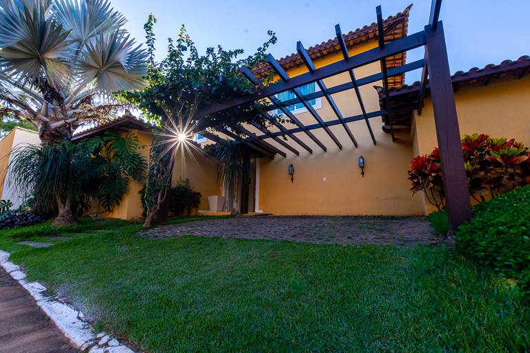 Entrada da Casa Garagem