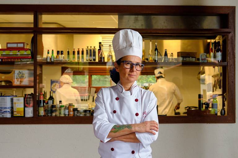 chef Glaucia Zoldan em seu restaurante Vivamo Enogastronomia