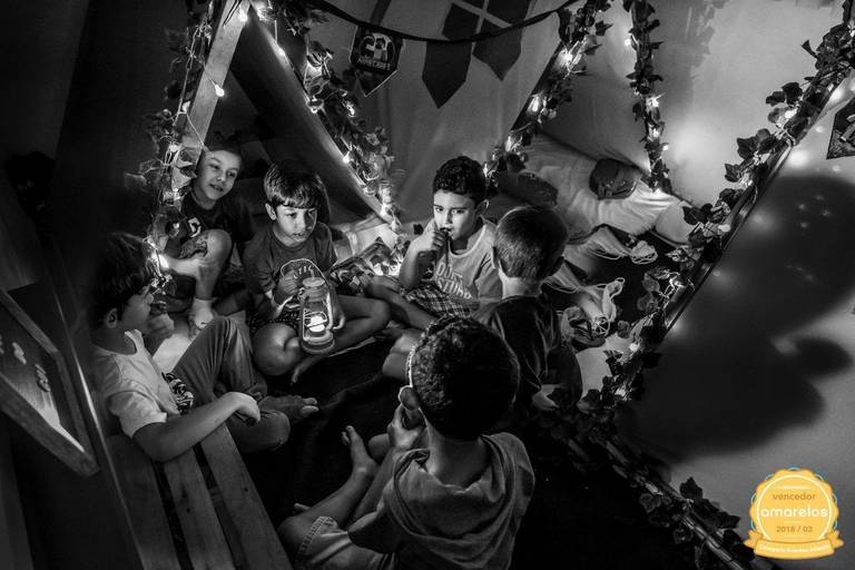 festa do pijama em casa com barracas