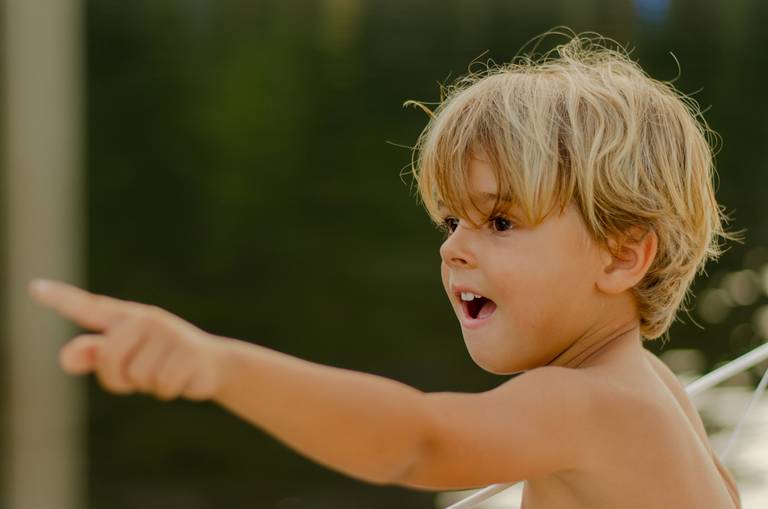 ensaio familia newborn lifestyle em casa barco amarillo praia adao e eva niteroi jurujuba