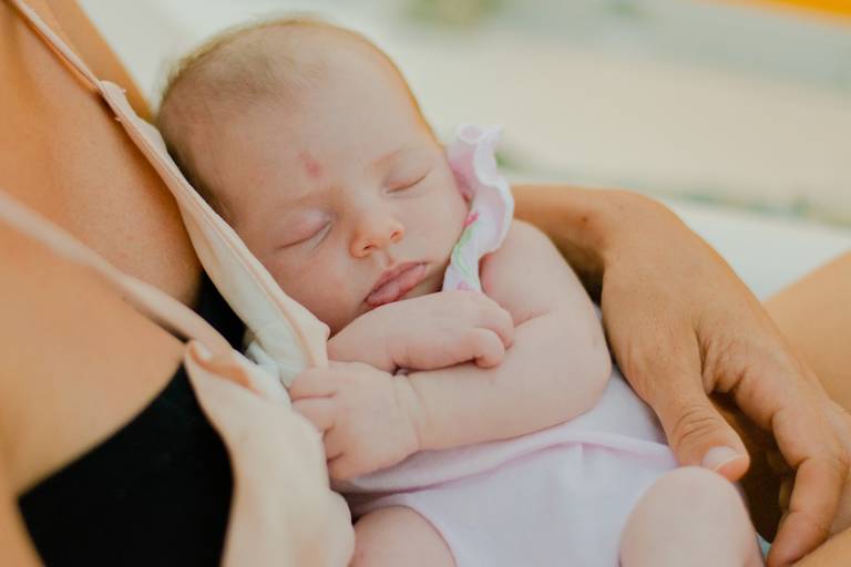 ensaio familia newborn lifestyle em casa barco amarillo praia adao e eva niteroi jurujuba